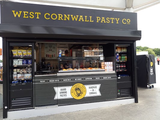 west-cornwall-pasty-stansted-airport-coach-station